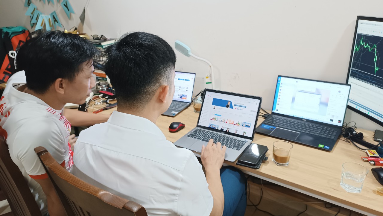 Nguyễn Tiến Quốc Toctoc Group (1)